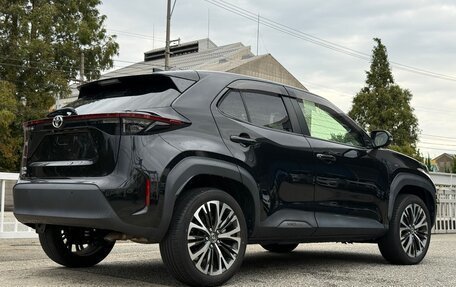 Toyota Yaris Cross, 2022 год, 1 343 000 рублей, 6 фотография