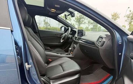Mazda CX-4, 2022 год, 1 600 000 рублей, 11 фотография