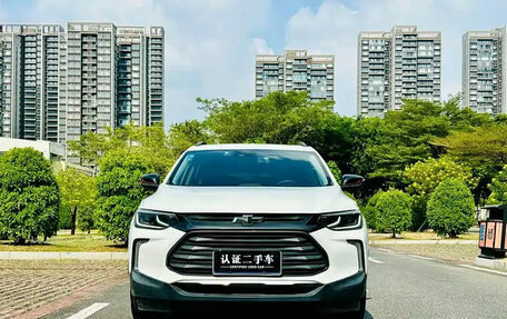 Chevrolet Trax, 2023 год, 1 300 999 рублей, 3 фотография