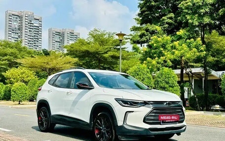 Chevrolet Trax, 2023 год, 1 300 999 рублей, 2 фотография