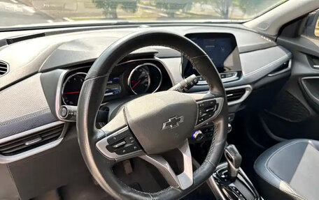 Chevrolet Trax, 2023 год, 1 300 999 рублей, 9 фотография