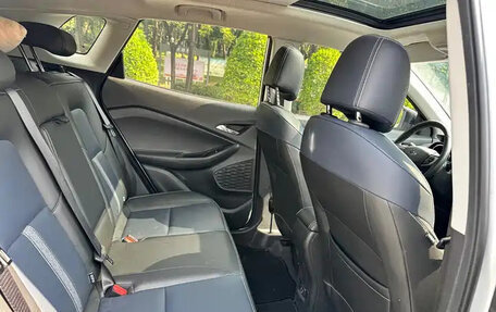Chevrolet Trax, 2023 год, 1 300 999 рублей, 16 фотография