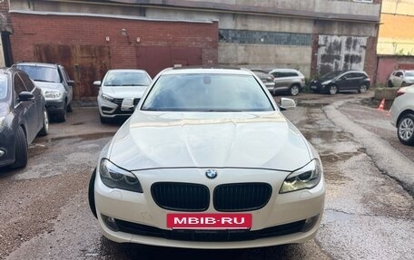 BMW 5 серия, 2011 год, 1 750 000 рублей, 2 фотография