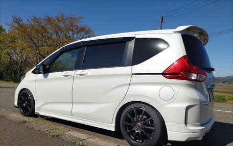 Honda Freed II, 2023 год, 1 294 000 рублей, 3 фотография