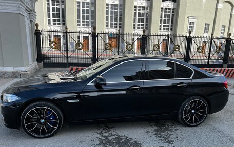 BMW 5 серия, 2014 год, 2 350 000 рублей, 6 фотография