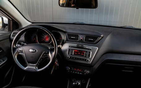 KIA Rio III рестайлинг, 2015 год, 955 000 рублей, 19 фотография