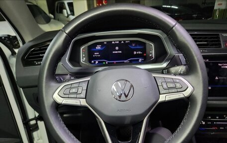 Volkswagen Tiguan II, 2023 год, 3 170 777 рублей, 4 фотография