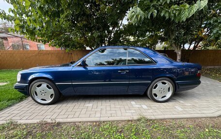Mercedes-Benz E-Класс, 1995 год, 1 370 000 рублей, 4 фотография