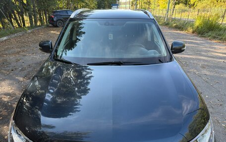 Mitsubishi Outlander III рестайлинг 3, 2018 год, 2 350 000 рублей, 9 фотография