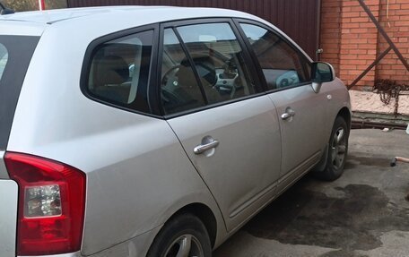 KIA Carens III (RP), 2009 год, 590 000 рублей, 3 фотография