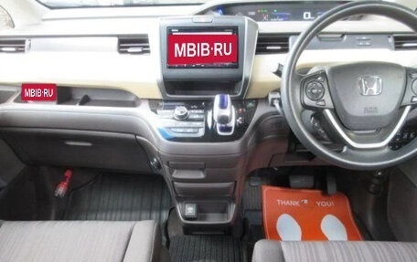 Honda Freed II, 2018 год, 1 200 000 рублей, 6 фотография