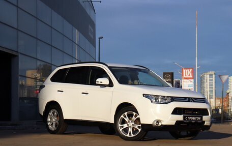 Mitsubishi Outlander III рестайлинг 3, 2012 год, 1 230 000 рублей, 3 фотография