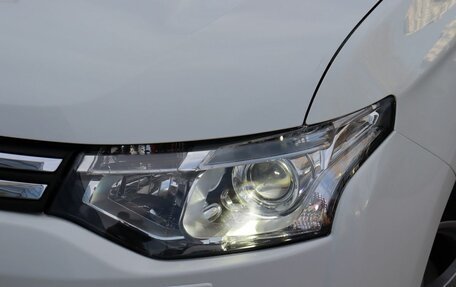 Mitsubishi Outlander III рестайлинг 3, 2012 год, 1 230 000 рублей, 12 фотография