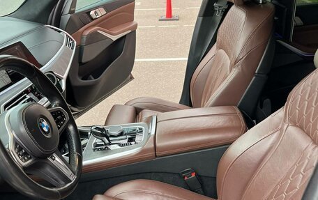 BMW X7, 2021 год, 9 000 000 рублей, 3 фотография