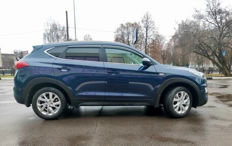 Hyundai Tucson III, 2018 год, 2 390 000 рублей, 5 фотография
