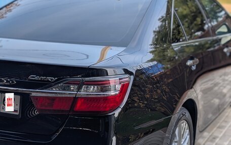 Toyota Camry, 2017 год, 1 850 000 рублей, 2 фотография