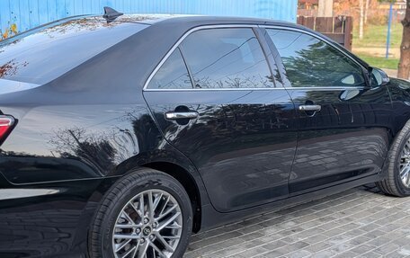 Toyota Camry, 2017 год, 1 850 000 рублей, 6 фотография