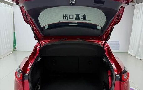 Mazda CX-4, 2022 год, 1 960 000 рублей, 6 фотография