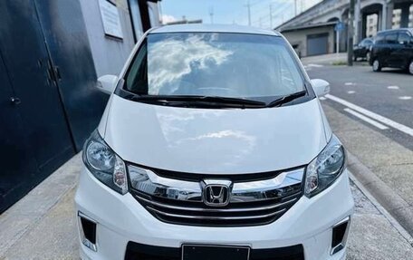 Honda Freed I, 2016 год, 860 000 рублей, 3 фотография