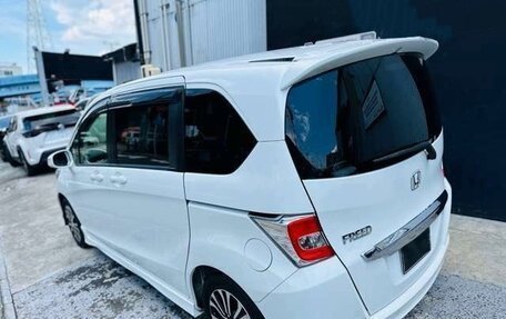 Honda Freed I, 2016 год, 860 000 рублей, 9 фотография