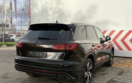 Volkswagen Touareg III, 2018 год, 3 520 000 рублей, 6 фотография