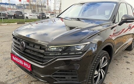 Volkswagen Touareg III, 2018 год, 3 520 000 рублей, 8 фотография