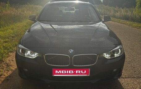 BMW 3 серия, 2014 год, 1 600 000 рублей, 2 фотография