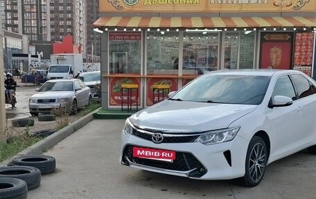 Toyota Camry, 2016 год, 1 550 000 рублей, 4 фотография