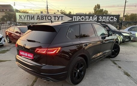 Volkswagen Touareg III, 2020 год, 4 250 000 рублей, 2 фотография