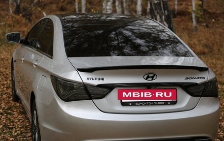 Hyundai Sonata VI, 2011 год, 1 050 000 рублей, 7 фотография