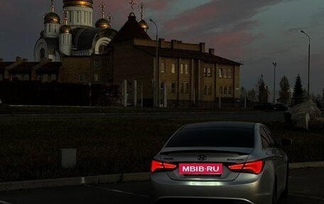 Hyundai Sonata VI, 2011 год, 1 050 000 рублей, 11 фотография