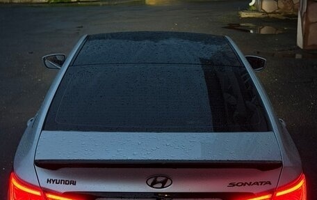 Hyundai Sonata VI, 2011 год, 1 050 000 рублей, 4 фотография