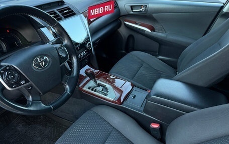 Toyota Camry, 2013 год, 1 690 000 рублей, 10 фотография