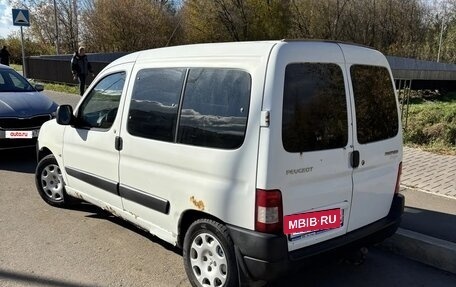 Peugeot Partner II рестайлинг 2, 2010 год, 320 000 рублей, 3 фотография
