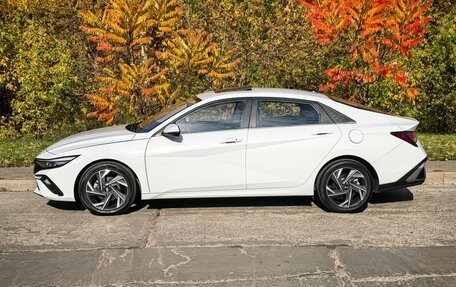 Hyundai Elantra, 2024 год, 2 150 000 рублей, 2 фотография