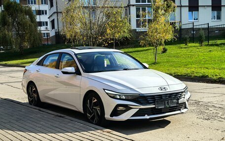 Hyundai Elantra, 2024 год, 2 150 000 рублей, 3 фотография