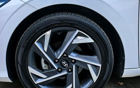 Hyundai Elantra, 2024 год, 2 150 000 рублей, 16 фотография
