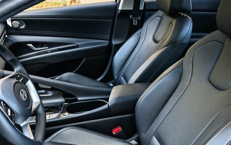 Hyundai Elantra, 2024 год, 2 150 000 рублей, 9 фотография
