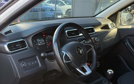 Renault Duster, 2022 год, 1 800 000 рублей, 11 фотография