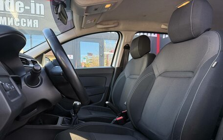Renault Duster, 2022 год, 1 800 000 рублей, 12 фотография