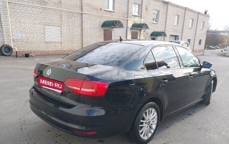 Volkswagen Jetta VII, 2015 год, 1 270 000 рублей, 2 фотография