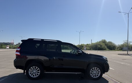 Toyota Land Cruiser Prado 150 рестайлинг, 2015 год, 4 500 000 рублей, 2 фотография