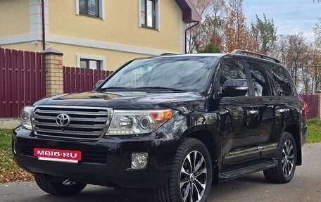 Toyota Land Cruiser 200, 2013 год, 3 999 000 рублей, 9 фотография