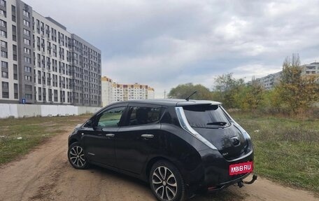 Nissan Leaf I, 2015 год, 1 050 000 рублей, 4 фотография