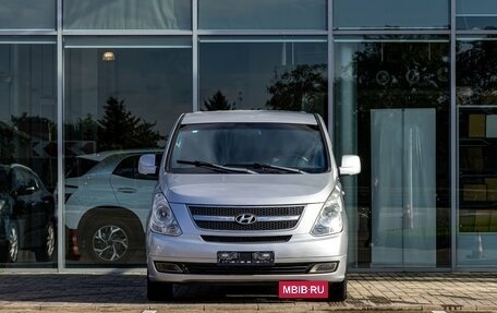 Hyundai Grand Starex Grand Starex I рестайлинг 2, 2008 год, 1 295 000 рублей, 2 фотография