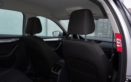 Skoda Octavia, 2018 год, 1 628 000 рублей, 10 фотография