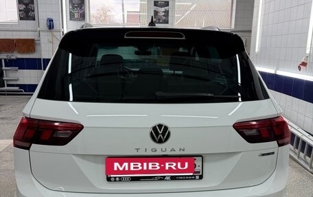 Volkswagen Tiguan II, 2021 год, 4 000 000 рублей, 3 фотография