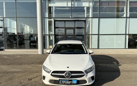 Mercedes-Benz A-Класс, 2019 год, 1 750 000 рублей, 2 фотография