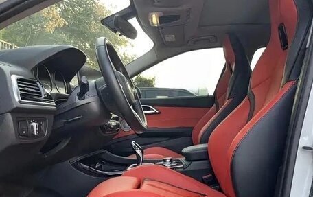 BMW 1 серия, 2023 год, 1 930 000 рублей, 5 фотография