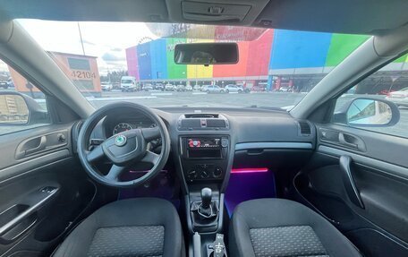 Skoda Octavia, 2011 год, 800 000 рублей, 2 фотография